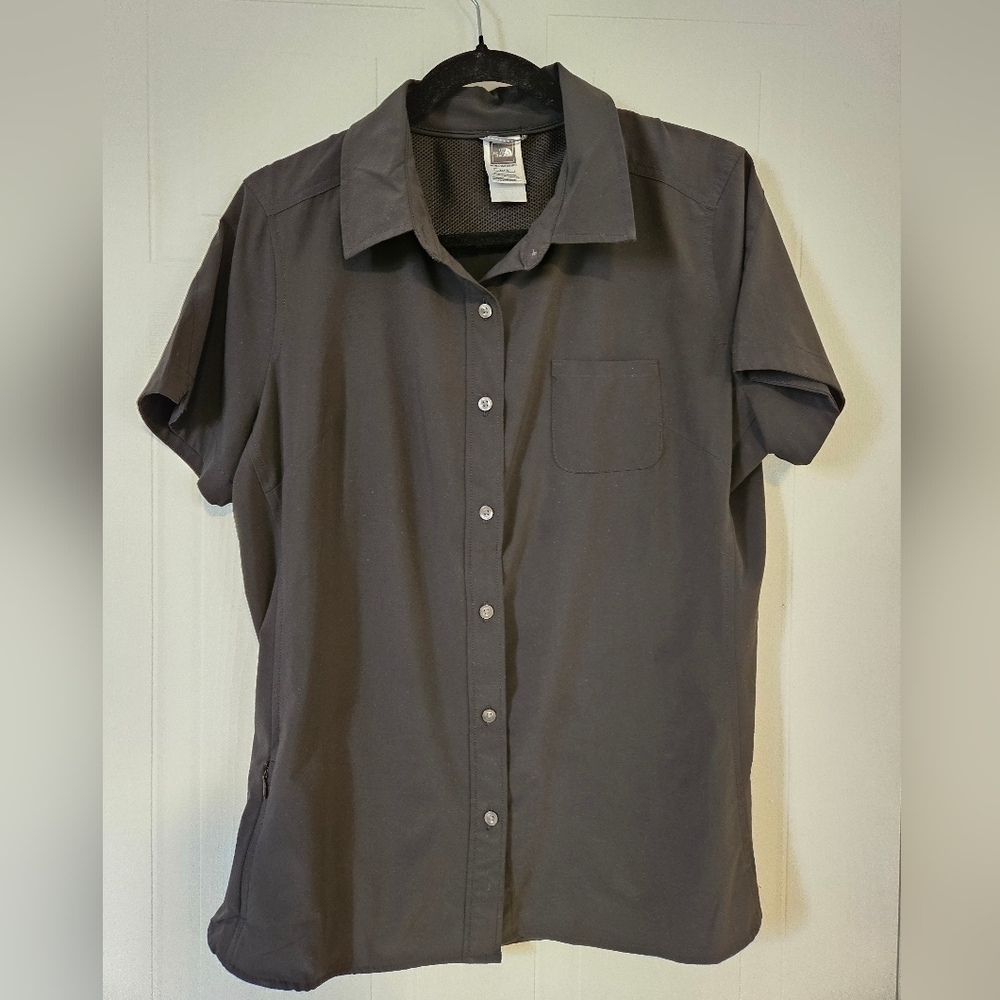 The North Face Womens XL Black Button Down Shirt Short Sleeve NWT